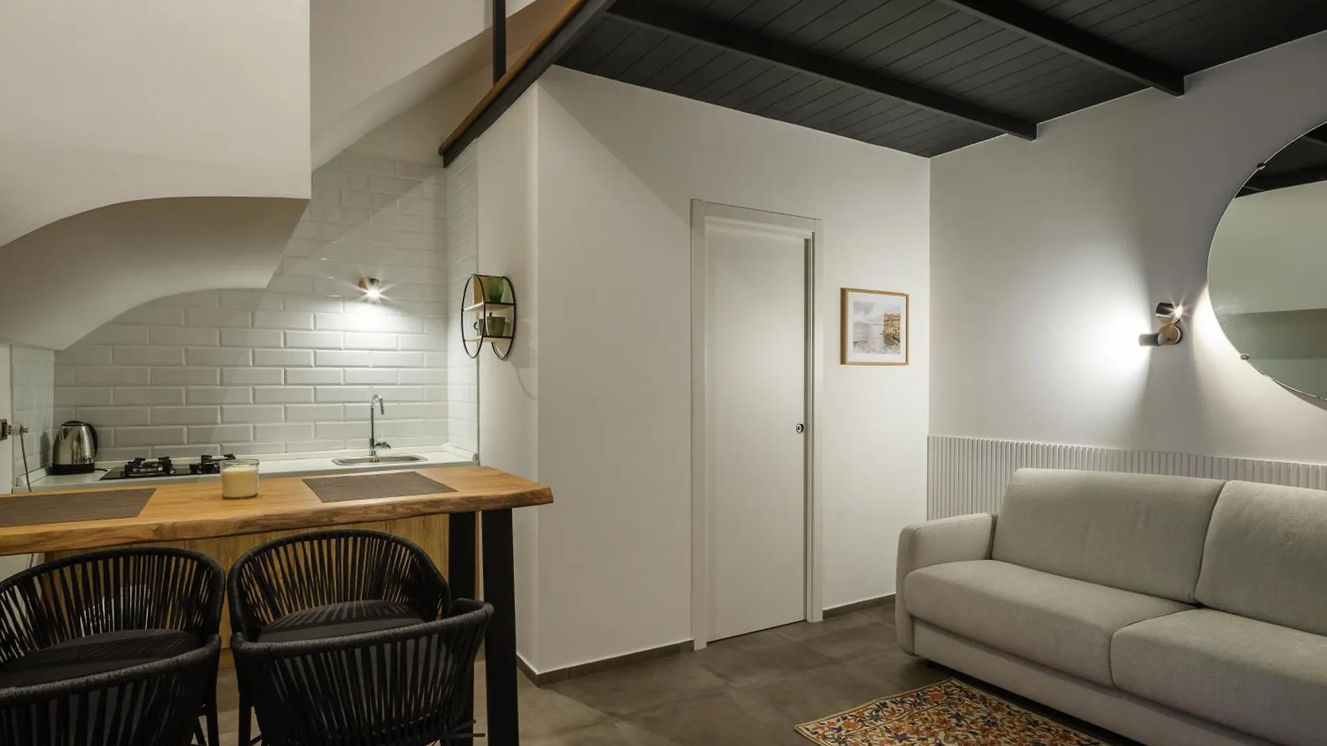 Residenzascalenapoletane Bed & Breakfast Naples Italy